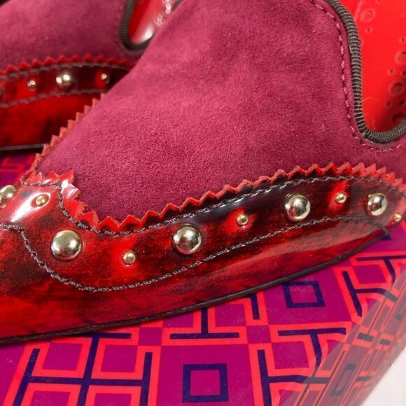 TORY BURCH Red Suede Leather Gold Studded Women’s Pumps Gothic Victorian 7.5 NiB - Picture 7 of 11